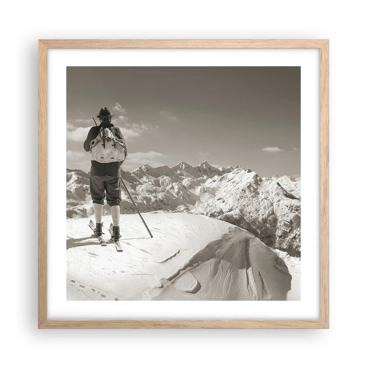 Affiche dans un chêne clair - Poster - Toutes les mêmes ces montagnes - 50x50 cm