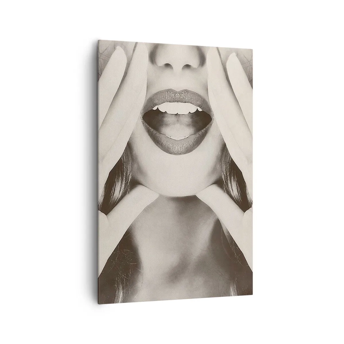 Impression sur toile - Image sur toile - Portrait noir et blanc d'une femme aux lèvres et aux mains expressives - 80x120cm - J'arrive! - Décoration murale moderne pour le salon et la chambre ARTTOR