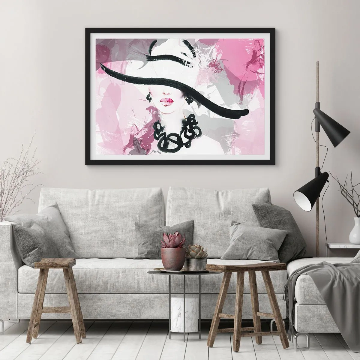 Affiche dans un cadre noir - Poster - Une femme élégante avec un chapeau sur un fond d'abstractions roses. - 100x70cm - Portrait d'une dame en noir et rose - Décoration murale moderne pour le salon et la chambre ARTTOR