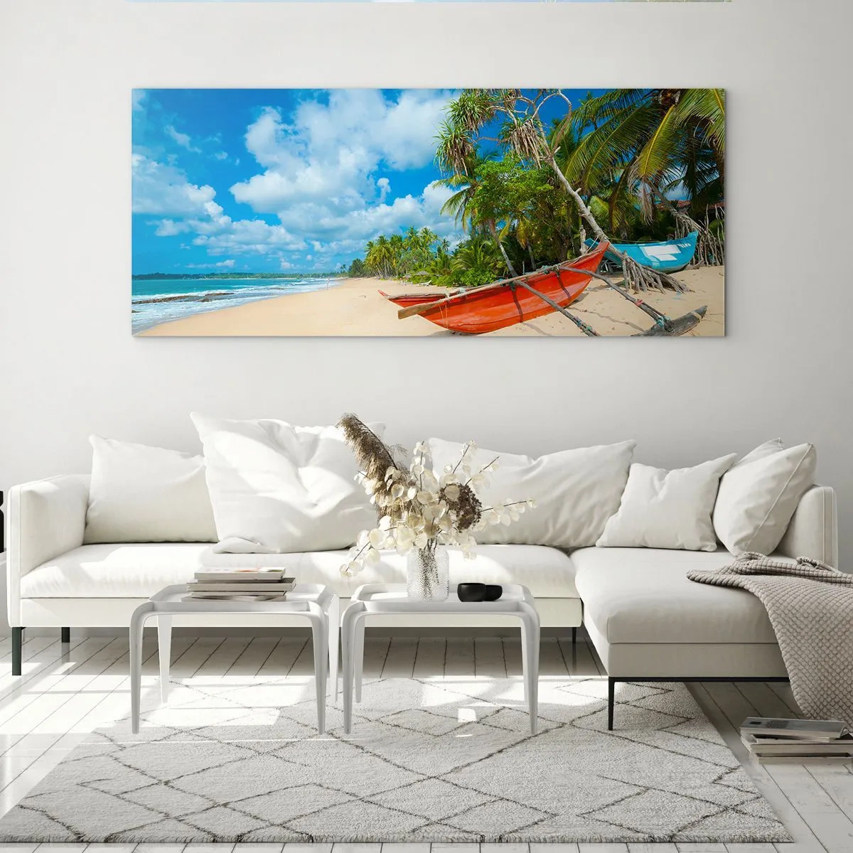 Impression sur verre - Image sur verre - Plage tropicale avec palmiers et bateaux colorés - 140x50cm - Le charme des tropiques - Décoration murale moderne pour le salon et la chambre ARTTOR