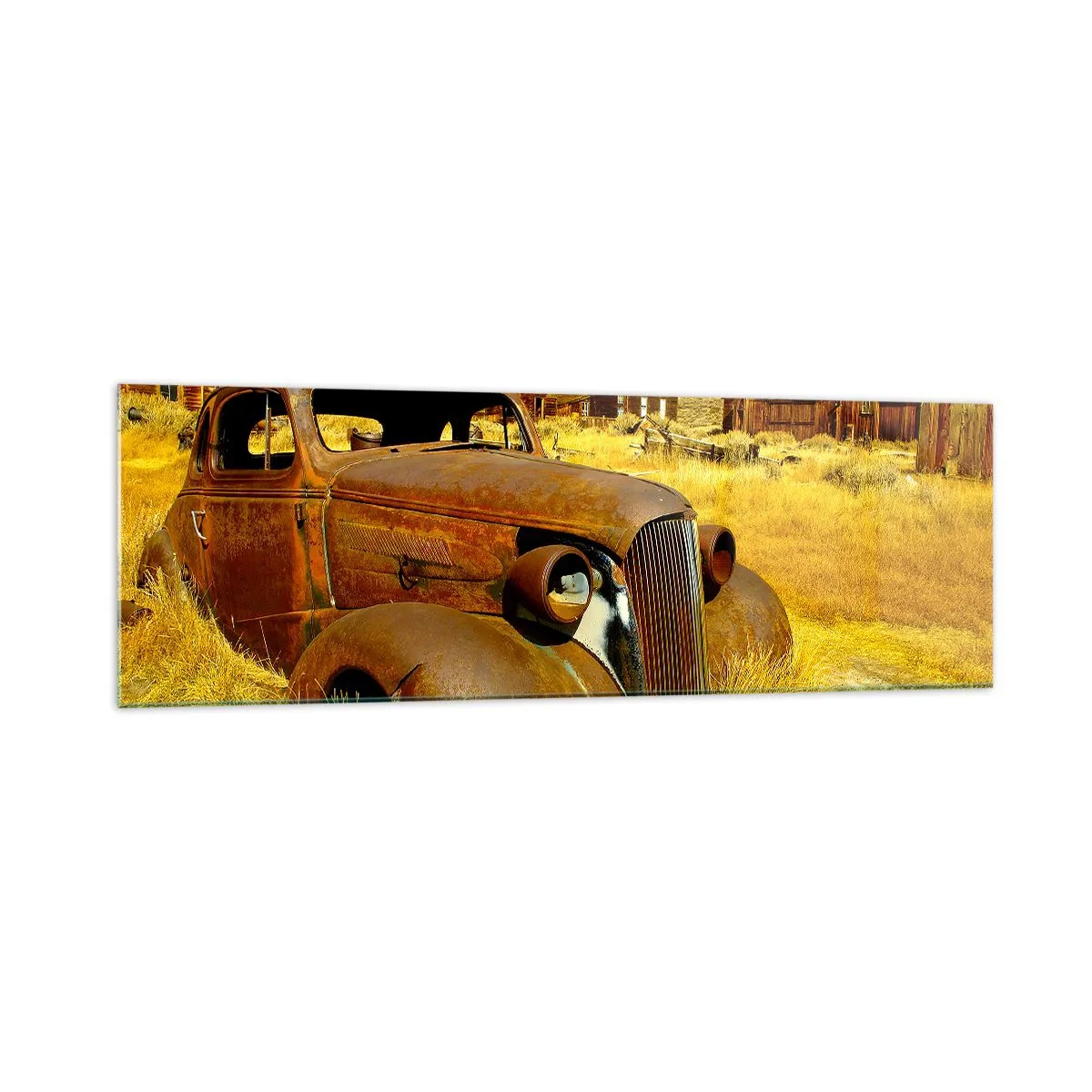 Impression sur verre - Image sur verre - Une vieille voiture rouillée sur fond de cabanes en bois abandonnées - 160x50cm - Repos bien mérité - Décoration murale moderne pour le salon et la chambre ARTTOR