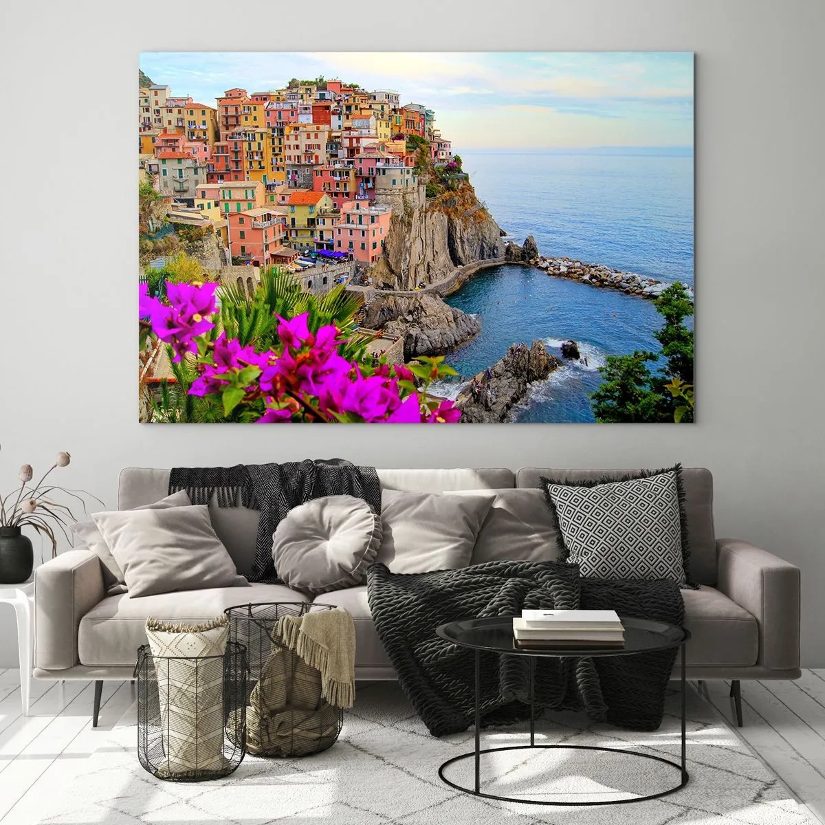 Impression sur verre - Image sur verre - Maisons colorées sur une falaise surplombant la mer - 120x80cm - La ville qui rit - Décoration murale moderne pour le salon et la chambre ARTTOR