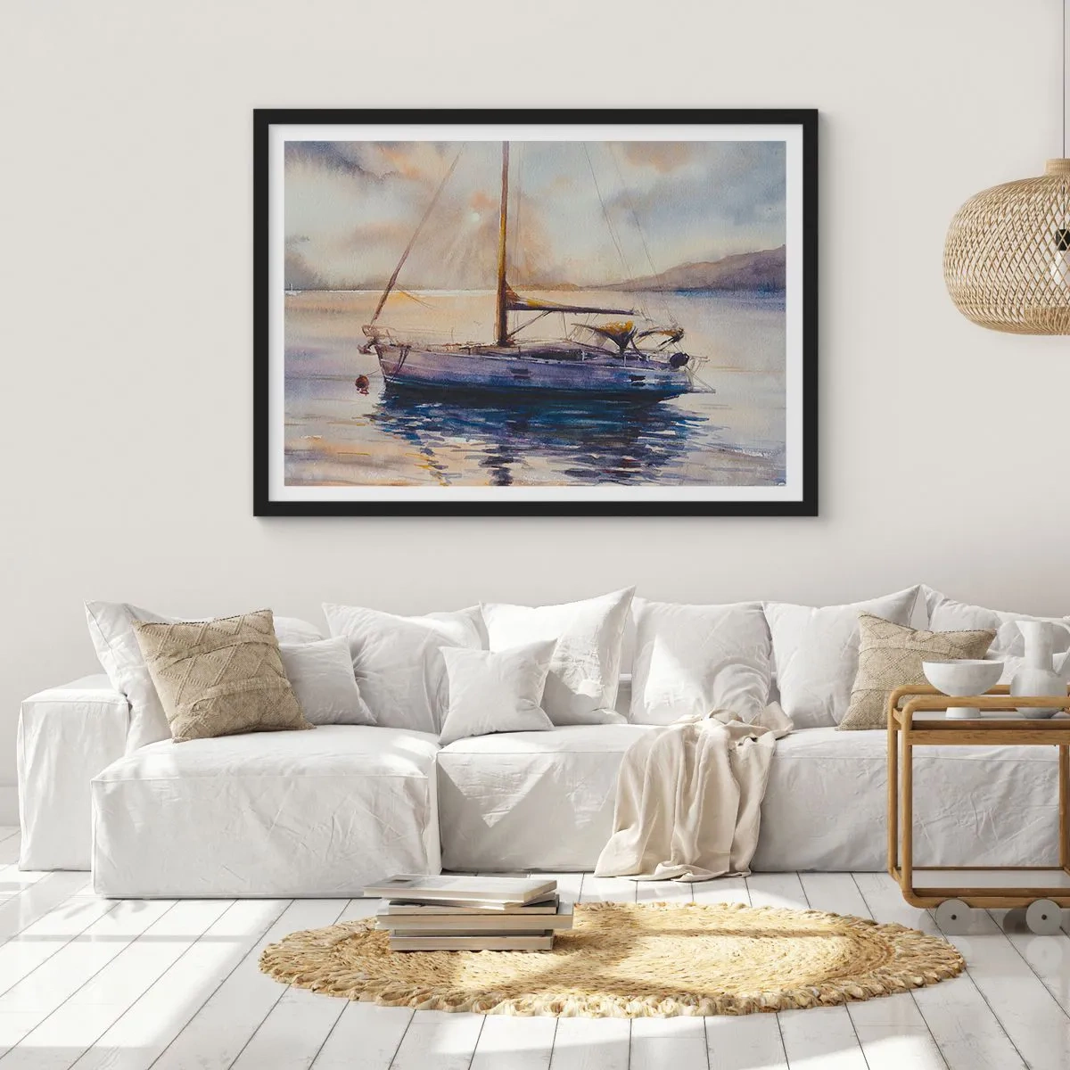 Affiche dans un cadre noir - Poster - Un yacht sur une mer calme au coucher du soleil - 70x50cm - Soirée sur la baie - Décoration murale moderne pour le salon et la chambre ARTTOR