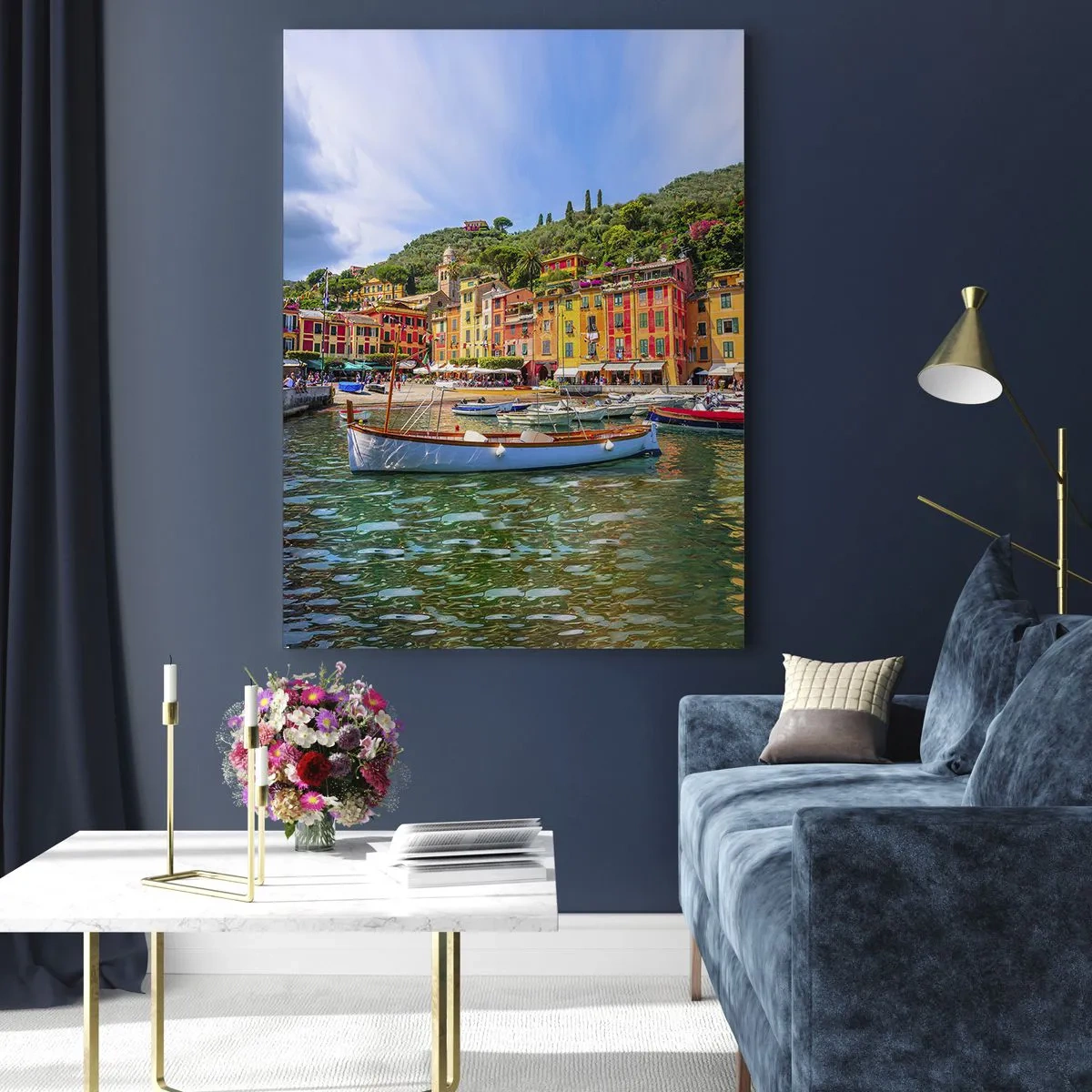 Impression sur verre - Image sur verre - Maisons de ville colorées et bateaux dans une ville balnéaire italienne - 80x120cm - Matinée italienne - Décoration murale moderne pour le salon et la chambre ARTTOR