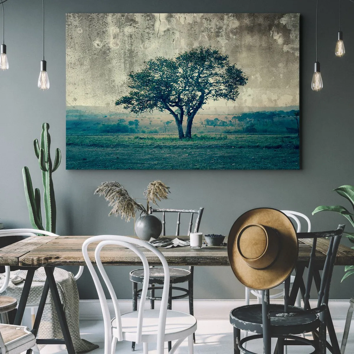 Impression sur toile - Image sur toile - Un arbre solitaire dans un paysage brumeux - 100x70cm - Un pommier sur un champ bleu ? - Décoration murale moderne pour le salon et la chambre ARTTOR