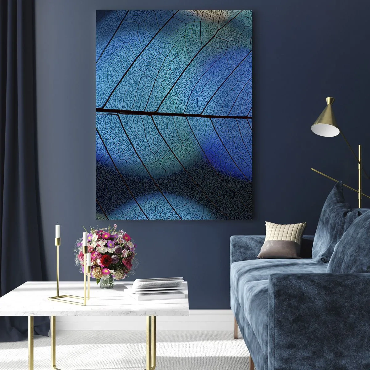 Impression sur verre - Image sur verre - Gros plan d'une feuille bleue avec des détails de veines visibles - 70x100cm - Construction complexe - Décoration murale moderne pour le salon et la chambre ARTTOR