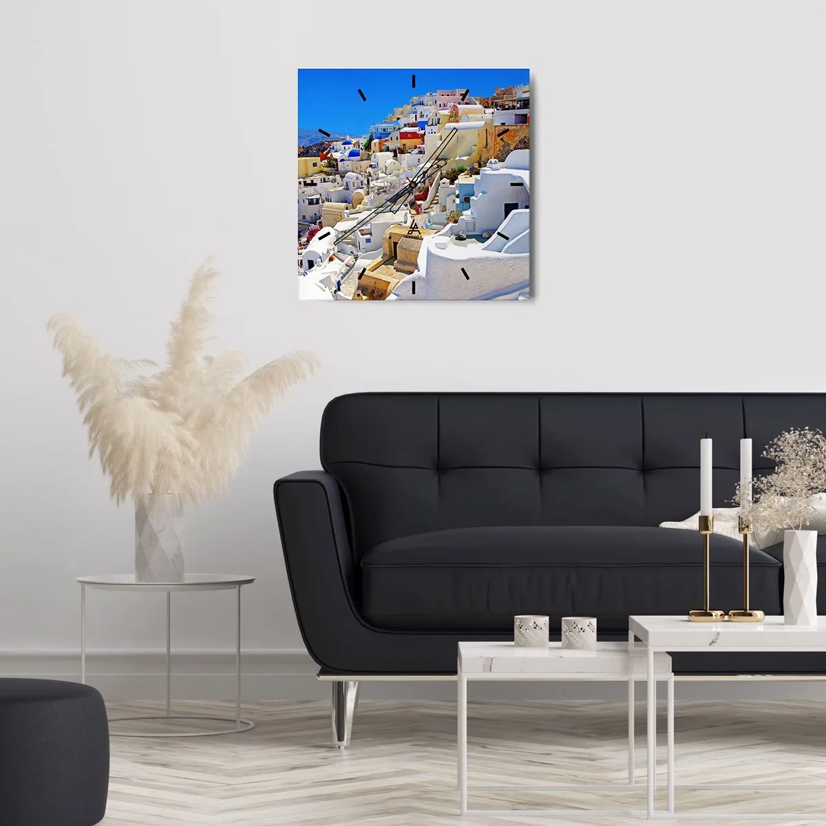 Horloge murale - Pendule murale - Panorama de Santorin avec des maisons blanches et un ciel bleu - 30x30cm - Le rêve d'un été grec - Décoration murale moderne pour le salon et la chambre ARTTOR