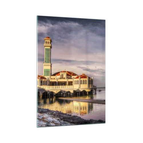 Impression sur verre - Image sur verre - Un bâtiment impressionnant avec un minaret sur l'eau entouré d'un paysage paisible - 70x100cm - Temple de la nature - Décoration murale moderne pour le salon et la chambre ARTTOR