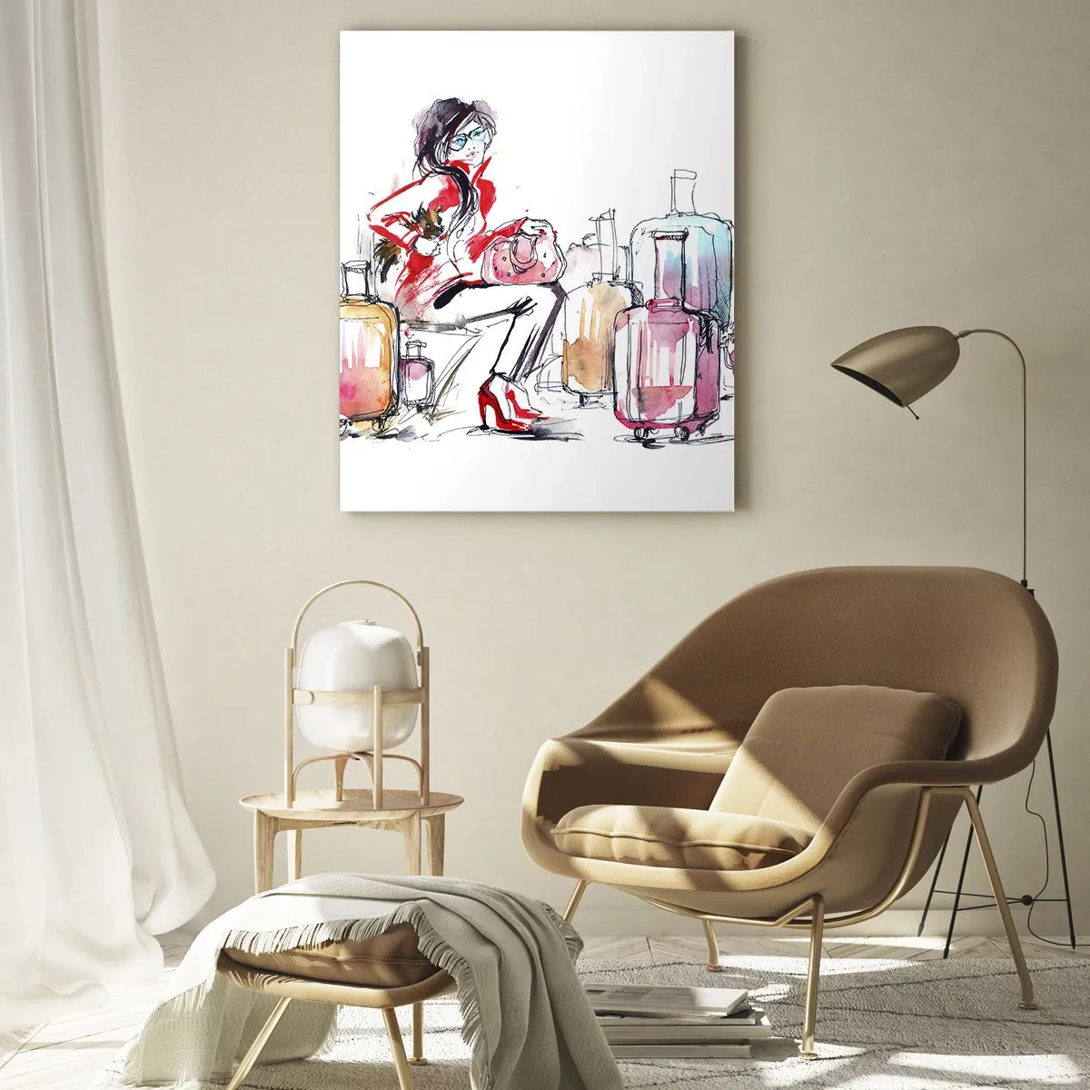 Impression sur verre - Image sur verre - Une femme en manteau rouge entourée de valises dans un style esquissé. - 50x70cm - Asseyons-nous avant le voyage - Décoration murale moderne pour le salon et la chambre ARTTOR