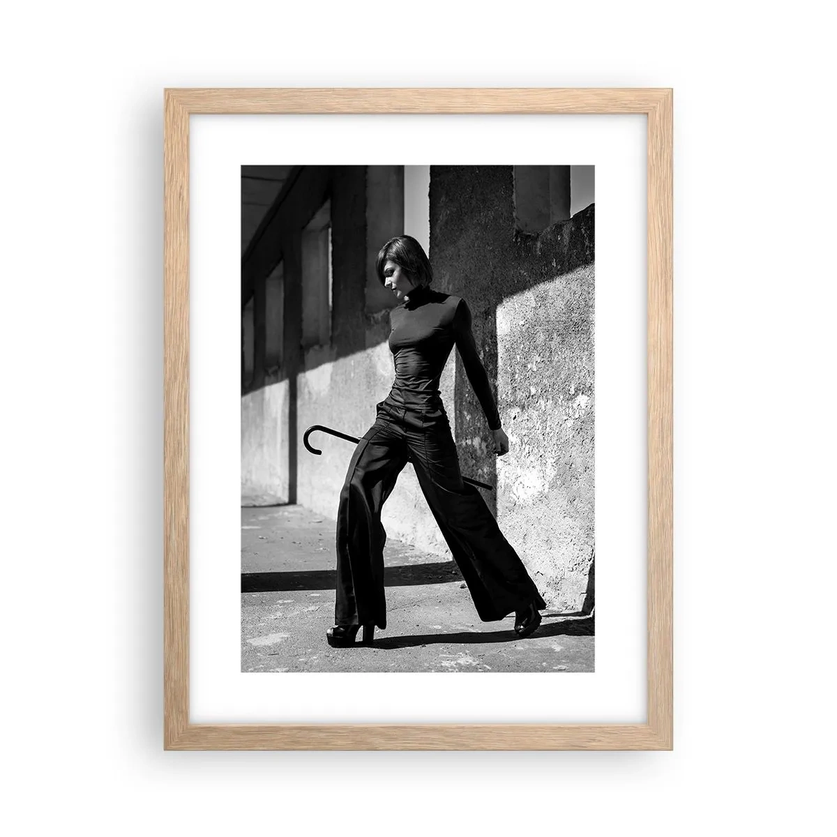 Affiche dans un chêne clair - Poster - Élégance urbaine - 30x40 cm
