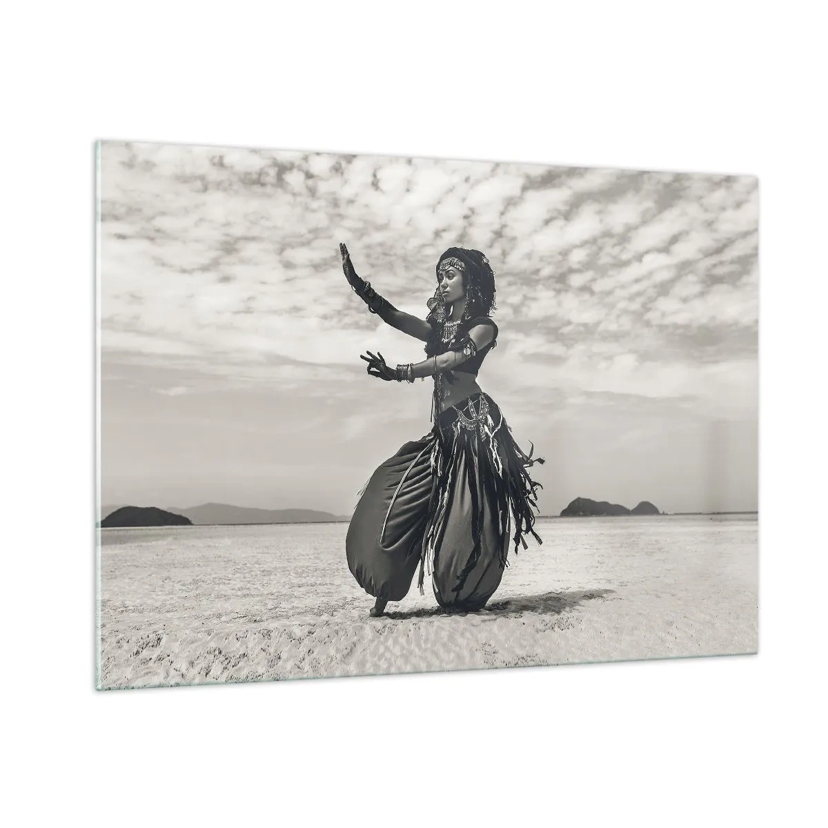 Impression sur verre - Image sur verre - Photographie en noir et blanc d'une danseuse dans le désert - 100x70cm - Danse des îles du sud - Décoration murale moderne pour le salon et la chambre ARTTOR