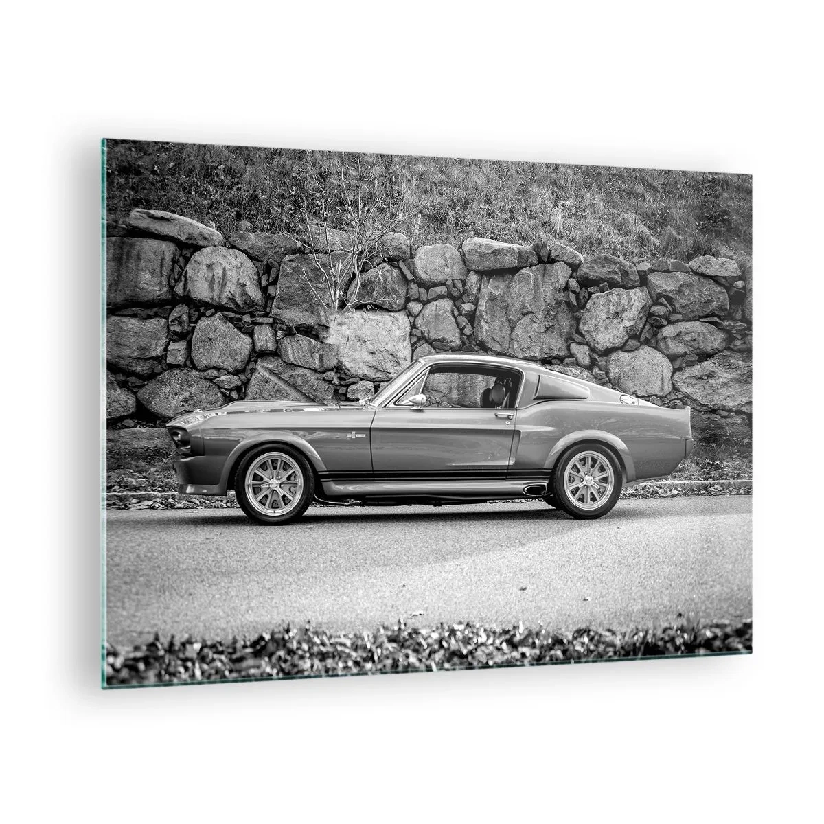 Impression sur verre - Image sur verre - Une voiture classique contre un mur de pierre - 70x50cm - Légende des années 60 - Décoration murale moderne pour le salon et la chambre ARTTOR