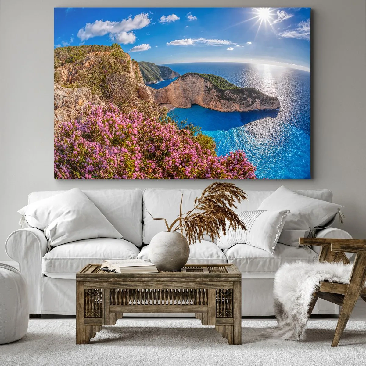 Impression sur toile - Image sur toile - Une falaise fleurie, une mer turquoise et un paysage grec ensoleillé - 120x80cm - Mes super vacances grecques - Décoration murale moderne pour le salon et la chambre ARTTOR