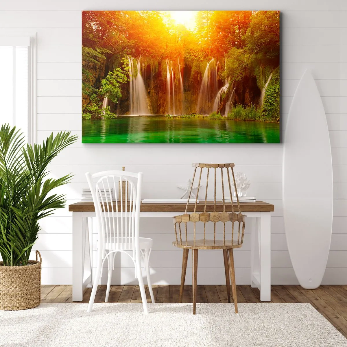 Impression sur toile - Image sur toile - Cascades entourées de verdure dans la lueur du soleil couchant - 100x70cm - Au soleil et à l'ombre - Décoration murale moderne pour le salon et la chambre ARTTOR