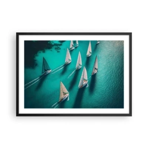 Affiche dans un cadre noir - Poster - Yachts sur l'eau turquoise en mouvement dynamique - 70x50cm - Dans une compétition avec le vent - Décoration murale moderne pour le salon et la chambre ARTTOR