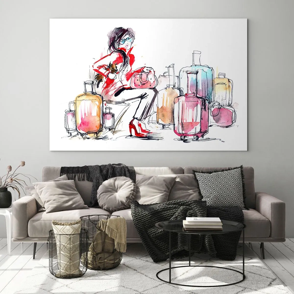 Impression sur verre - Image sur verre - Une femme en manteau rouge entourée de valises dans un style esquissé. - 120x80cm - Asseyons-nous avant le voyage - Décoration murale moderne pour le salon et la chambre ARTTOR