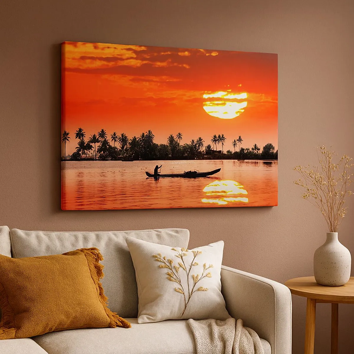 Impression sur toile - Image sur toile - Coucher de soleil tropical avec un bateau et des palmiers en arrière-plan - 70x50cm - La tranquillité des tropiques au coucher du soleil - Décoration murale moderne pour le salon et la chambre ARTTOR