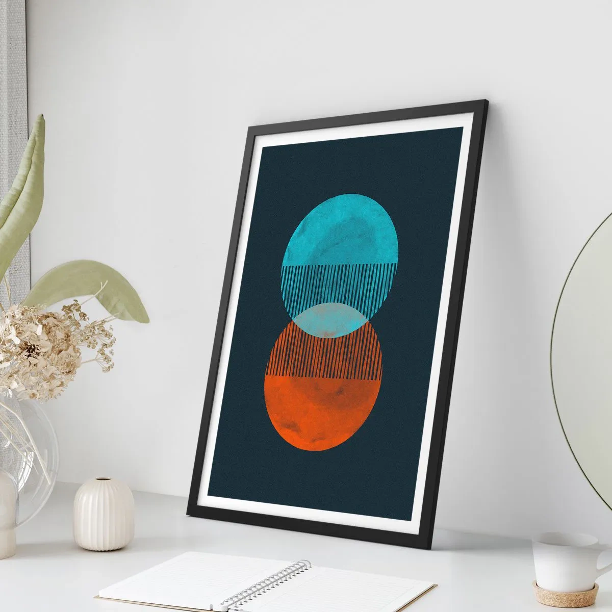 Affiche dans un cadre noir - Poster - Cercles abstraits dans les tons de bleu et d'orange - 50x70cm - Fantaisie astronomique - Décoration murale moderne pour le salon et la chambre ARTTOR