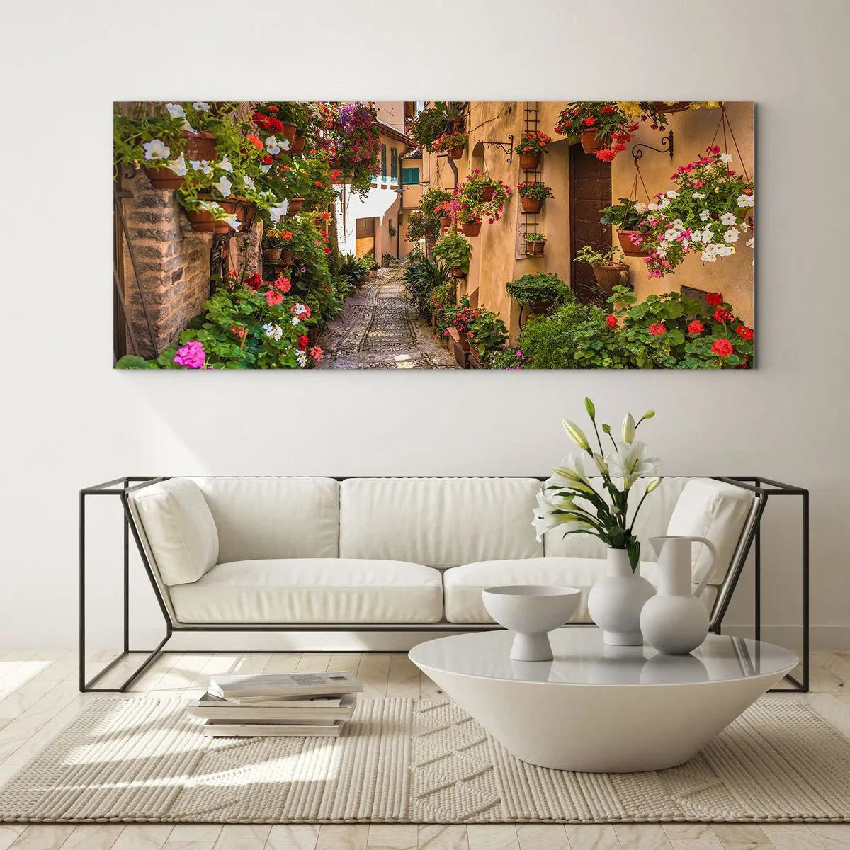 Impression sur verre - Image sur verre - Une charmante rue pleine de fleurs et de pots de fleurs - 120x50cm - Ruelle italienne - Décoration murale moderne pour le salon et la chambre ARTTOR