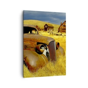 Impression sur toile - Image sur toile - Une vieille voiture rouillée sur fond de cabanes en bois abandonnées - 50x70cm - Repos bien mérité - Décoration murale moderne pour le salon et la chambre ARTTOR