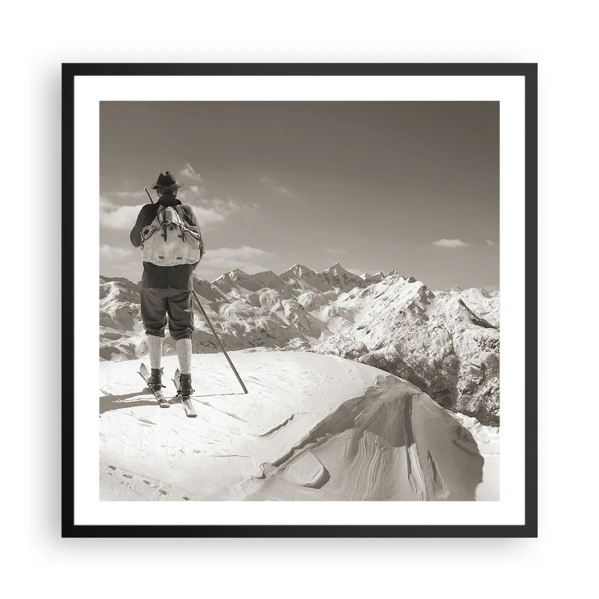 Affiche dans un cadre noir - Poster - Toutes les mêmes ces montagnes - 60x60 cm