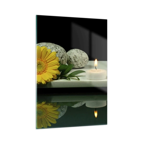 Impression sur verre - Image sur verre - Des bougies, des pierres et une fleur jaune se reflètent dans l'eau - 50x70cm - Apaisement des sens - Décoration murale moderne pour le salon et la chambre ARTTOR