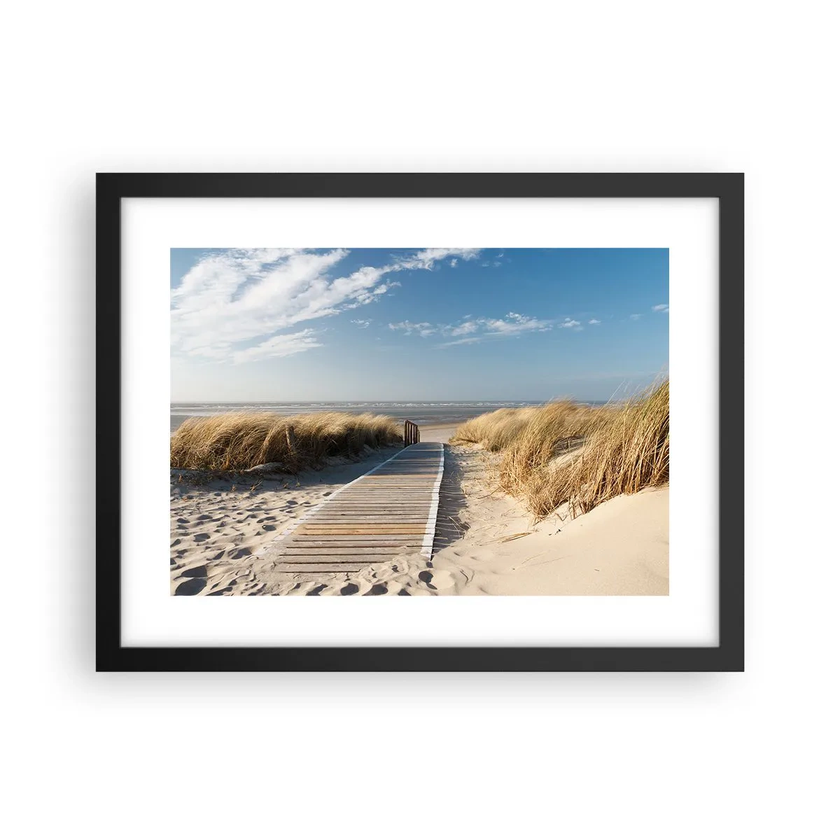 Affiche dans un cadre noir - Poster - Derrière la dune, dans le bruissement de l'herbe - 40x30 cm