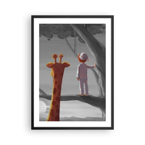Affiche dans un cadre noir - Poster - Un garçon en pyjama et une girafe dans un arbre dans un paysage gris et orange. - 50x70cm - Cela arrive vraiment - Décoration murale moderne pour le salon et la chambre ARTTOR
