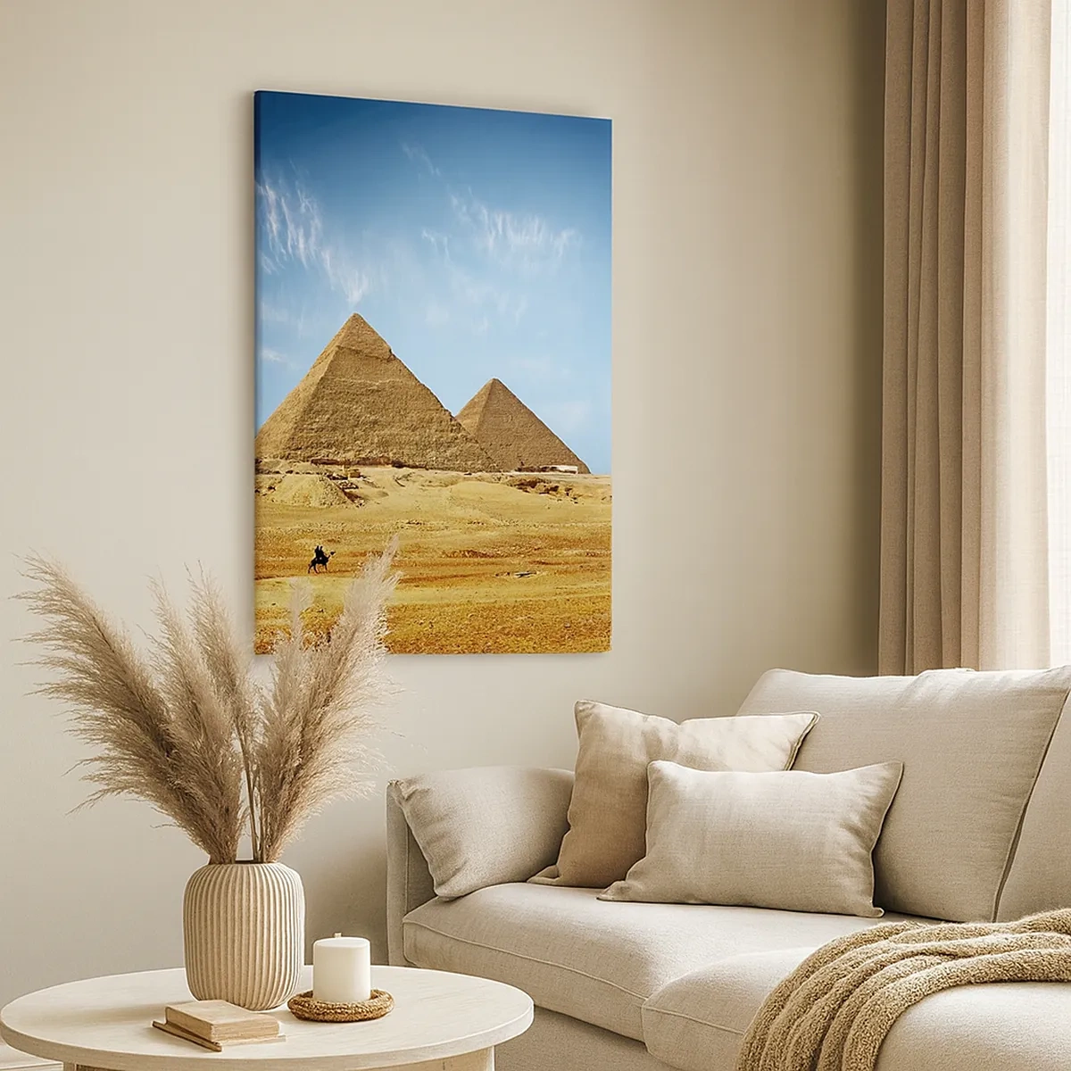 Impression sur toile - Image sur toile - Les pyramides de Gizeh contre un ciel bleu et un paysage désertique - 50x70cm - 40 siècles vous regardent - Décoration murale moderne pour le salon et la chambre ARTTOR