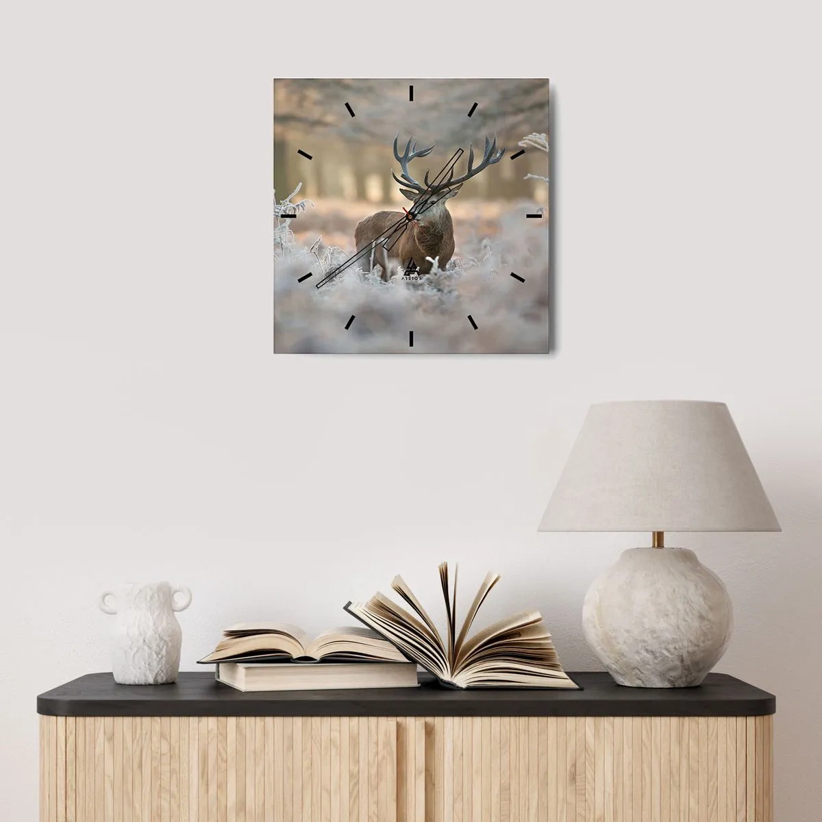 Horloge murale - Pendule murale - Une matinée animée - 40x40 cm