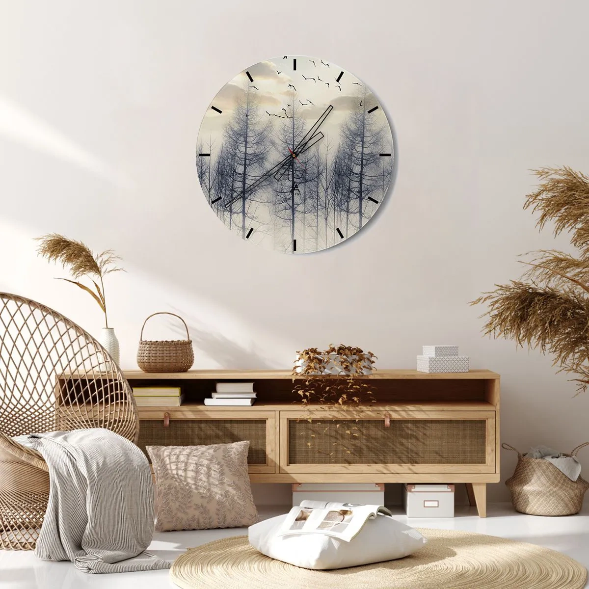 Horloge murale - Pendule murale - Un paysage brumeux avec des arbres et des oiseaux volants - 30x30cm - L'âme de la forêt - Décoration murale moderne pour le salon, la cuisine et la chambre ARTTOR