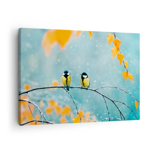 Impression sur toile - Image sur toile - Deux oiseaux sur une branche dans un décor hivernal avec des feuilles jaunes. - 70x50cm - Potins d'oiseaux - Décoration murale moderne pour le salon et la chambre ARTTOR