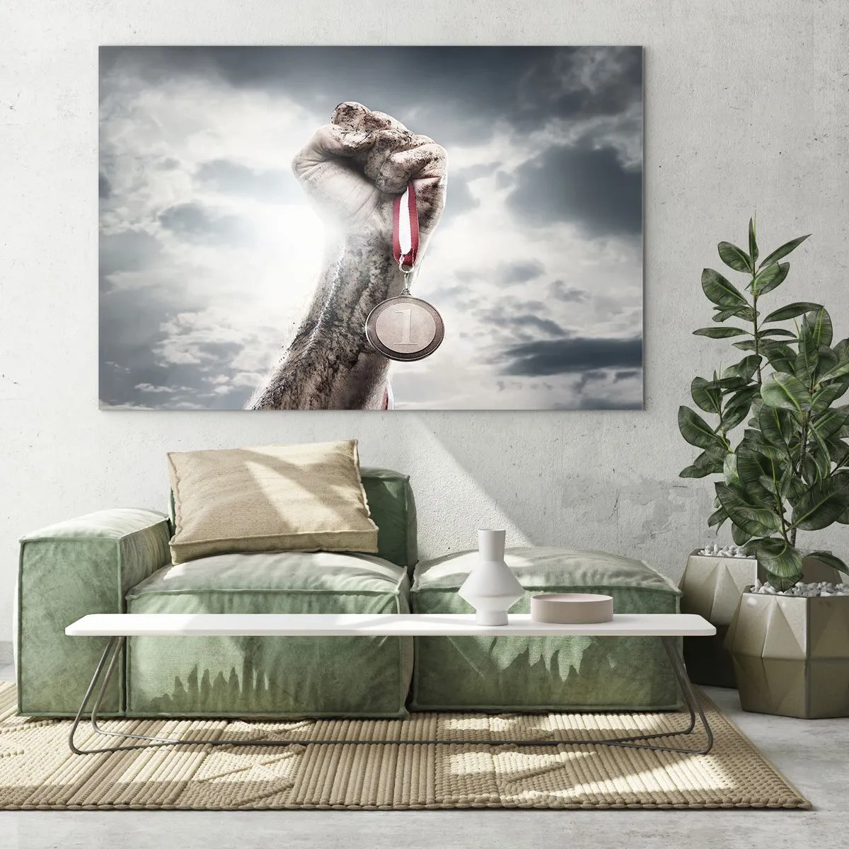 Impression sur verre - Image sur verre - Une main tenant une médaille sur un fond de nuages - 120x80cm - Per aspera ad astra - Décoration murale moderne pour le salon et la chambre ARTTOR