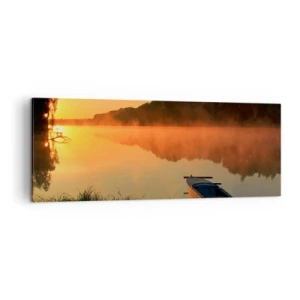 Impression sur toile - Image sur toile - Brouillard matinal sur la rivière avec un bateau sous les rayons du soleil - 140x50cm - Lever du soleil sur l'eau comme un miroir - Décoration murale moderne pour le salon et la chambre ARTTOR