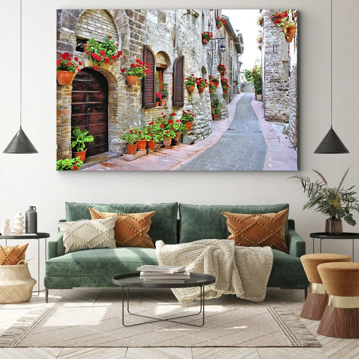 Impression sur toile - Image sur toile - Une rue étroite avec des bâtiments en pierre décorés de pots de fleurs - 70x50cm - Ambiance italienne - Décoration murale moderne pour le salon et la chambre ARTTOR