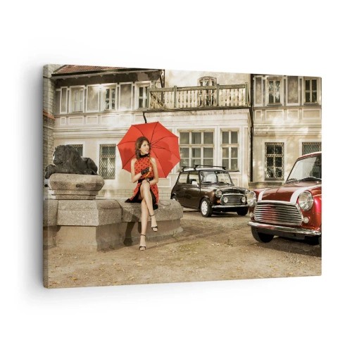 Impression sur toile - Image sur toile - Femme avec un parapluie rouge par des voitures classiques - 70x50cm - Un mini-voyage sentimental - Décoration murale moderne pour le salon et la chambre ARTTOR