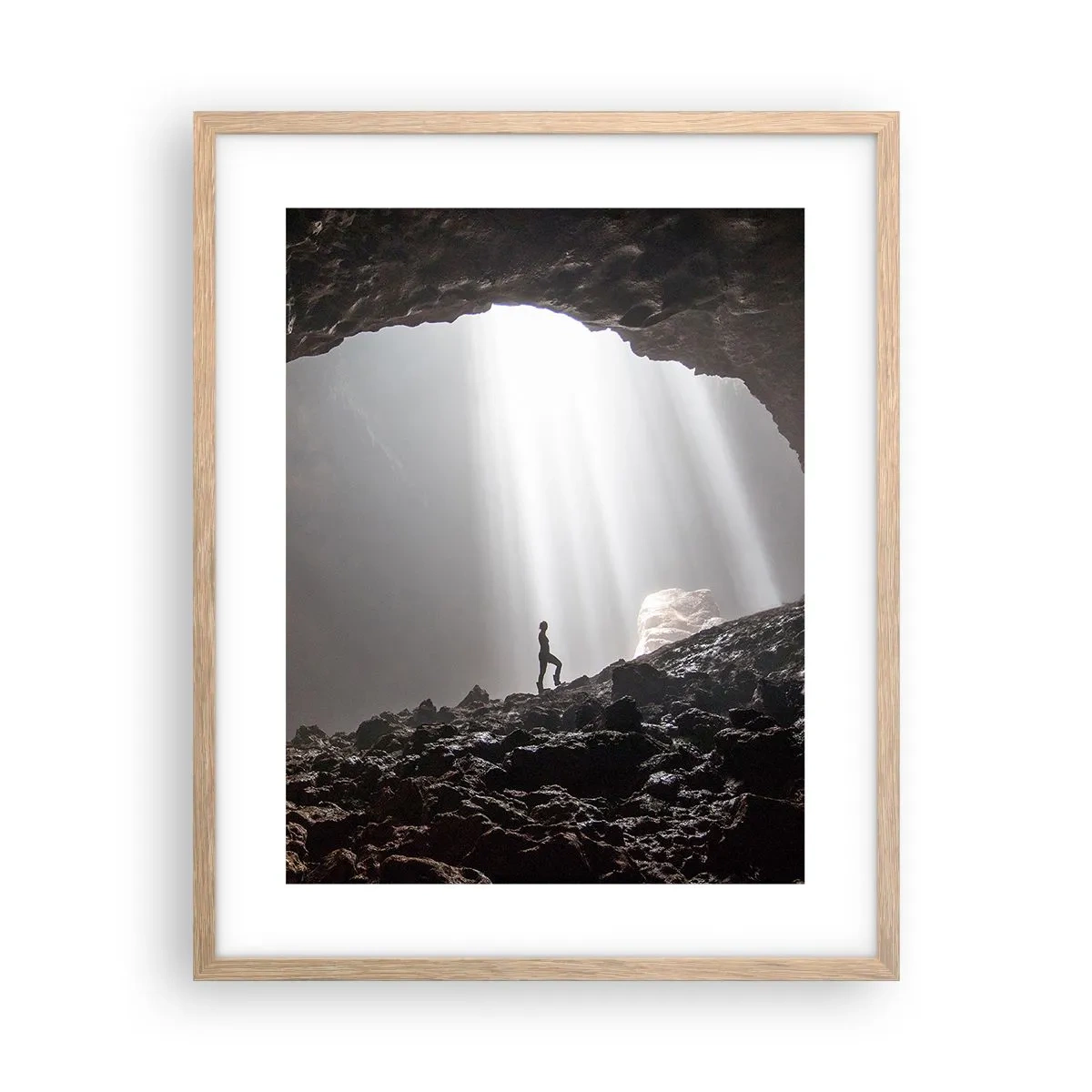 Affiche dans un chêne clair - Poster - Grotte lumineuse - 40x50 cm
