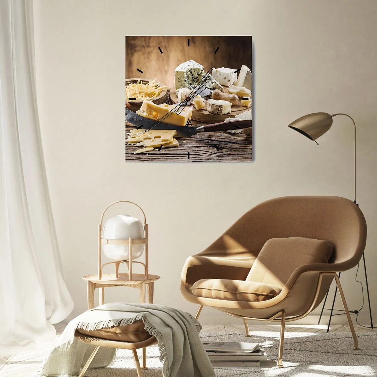 Horloge murale - Pendule murale - Un plateau de fromages avec différents types sur une table en bois - 30x30cm - Sourire au fromage - Décoration murale moderne pour le salon et la chambre ARTTOR