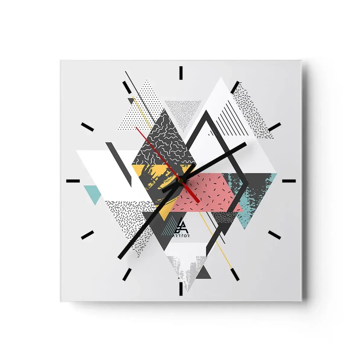 Horloge murale - Pendule murale - Variation sur triangle et losange - 40x40 cm