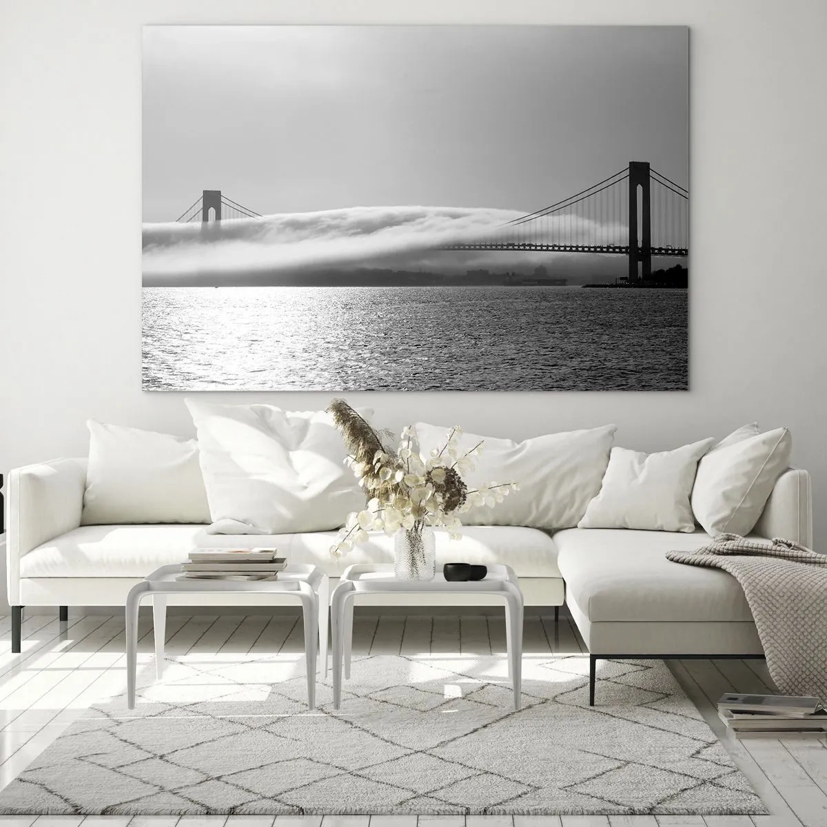 Impression sur verre - Image sur verre - Un pont en noir et blanc avec du brouillard sur l'eau - 120x80cm - Naviguez à travers les Portes des Étoiles - Décoration murale moderne pour le salon et la chambre ARTTOR