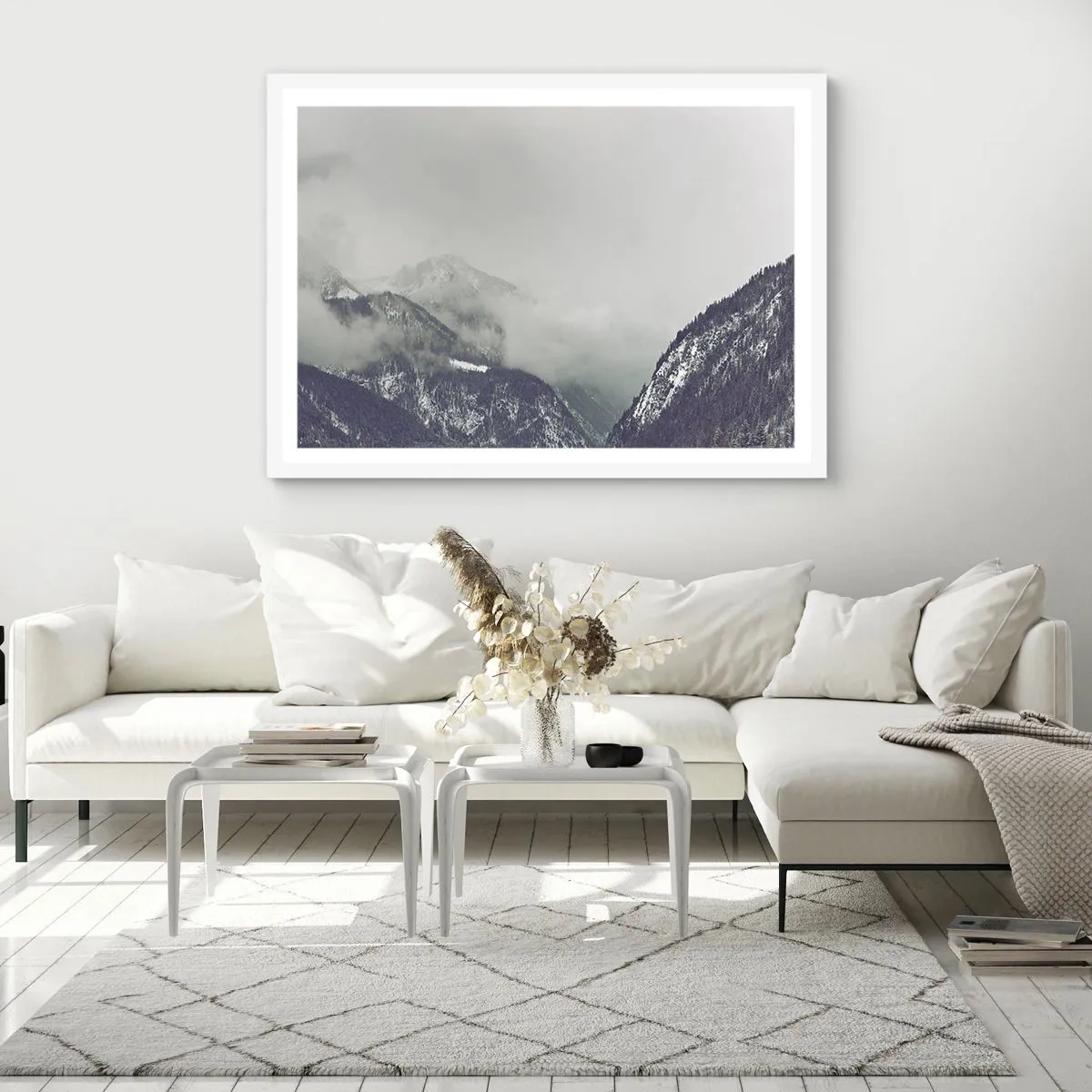 Affiche dans un cadre blanc - Poster - Vallée brumeuse - 91x61 cm