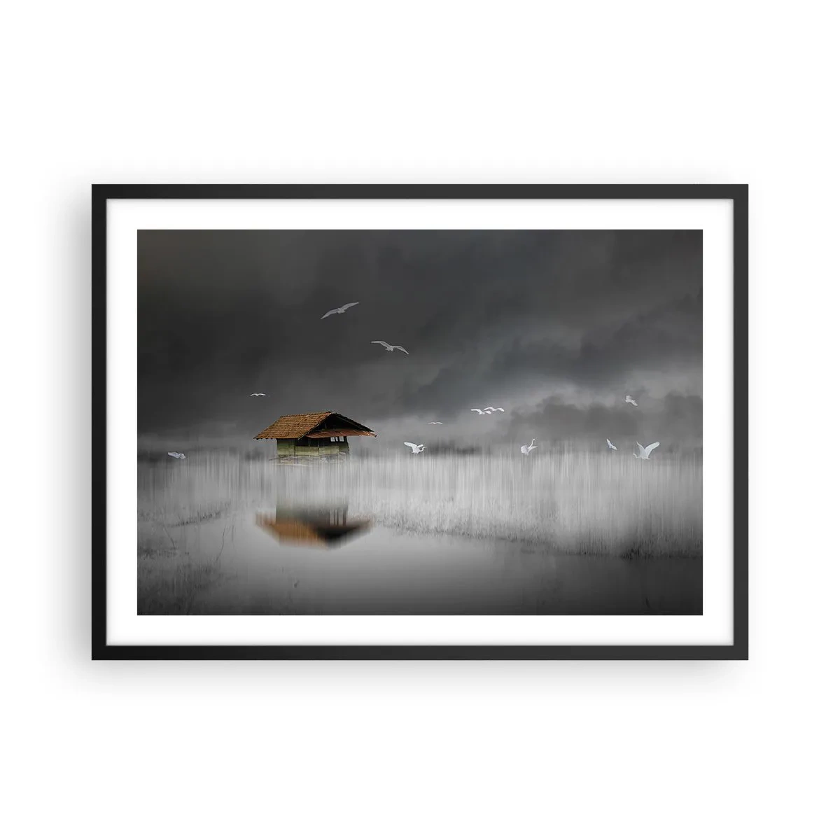 Affiche dans un cadre noir - Poster - Un chalet solitaire sur l'eau entouré de brouillard et d'oiseaux - 70x50cm - A l'abri de la pluie - Décoration murale moderne pour le salon et la chambre ARTTOR