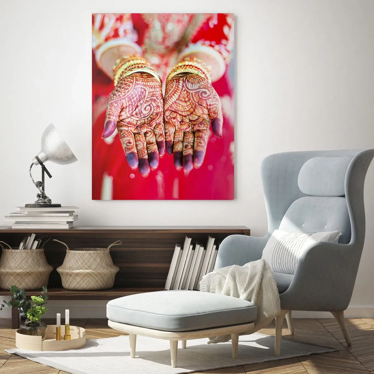 Impression sur verre - Image sur verre - Mains décorées au henné sur fond de robe rouge - 80x120cm - Prêt à saisir votre chance - Décoration murale moderne pour le salon et la chambre ARTTOR