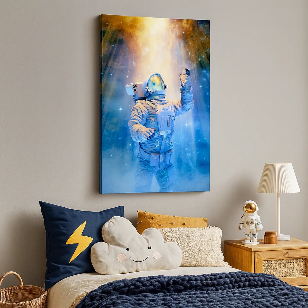 Impression sur toile - Image sur toile - Un astronaute à la lumière d'une explosion cosmique pleine d'étoiles - 50x70cm - Enfin arrivé - Décoration murale moderne pour le salon et la chambre ARTTOR