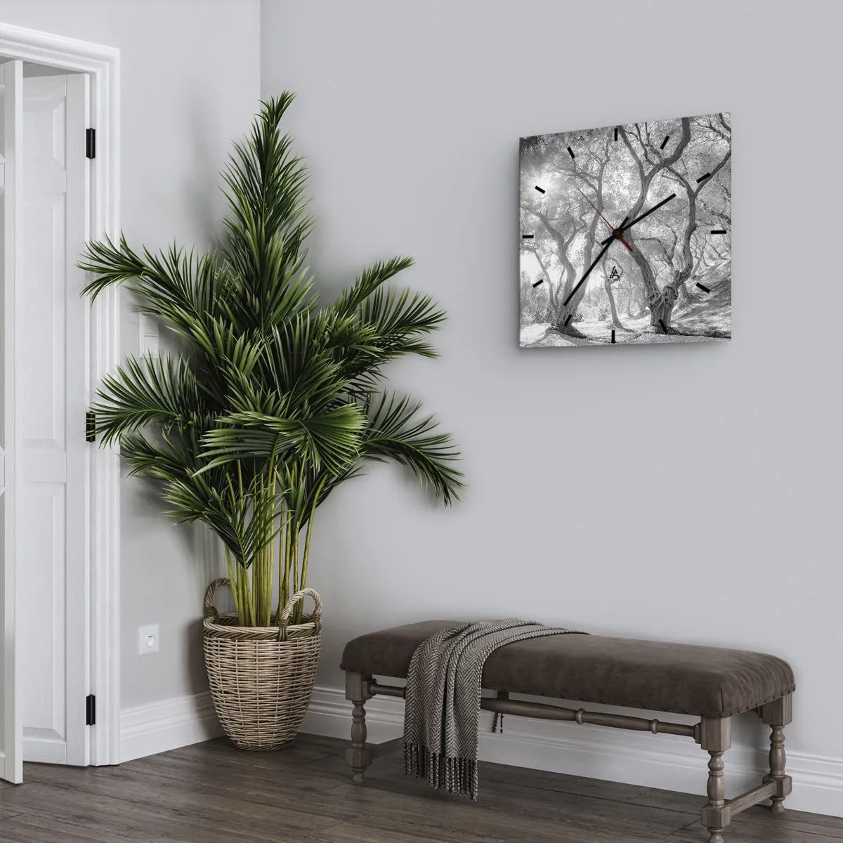 Horloge murale - Pendule murale - Vue en noir et blanc d'arbres dans une oliveraie avec des rayons de soleil - 30x30cm - Dans l'oliveraie - Décoration murale moderne pour le salon et la chambre ARTTOR