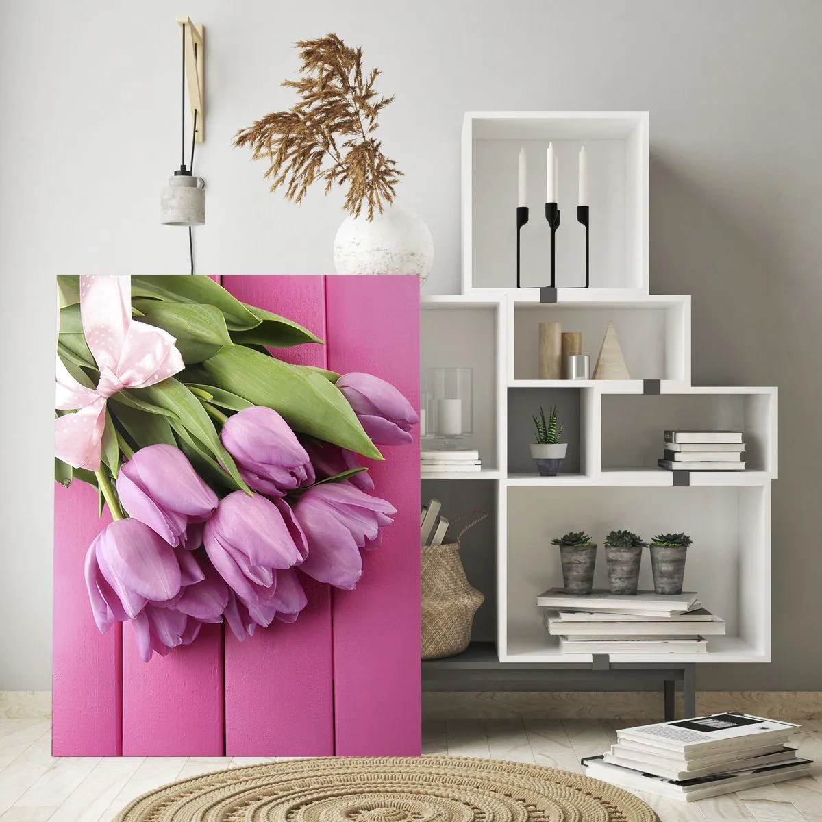 Impression sur verre - Image sur verre - Un bouquet de tulipes roses avec un nœud sur un fond rose - 80x120cm - Juste pour toi - Décoration murale moderne pour le salon et la chambre ARTTOR
