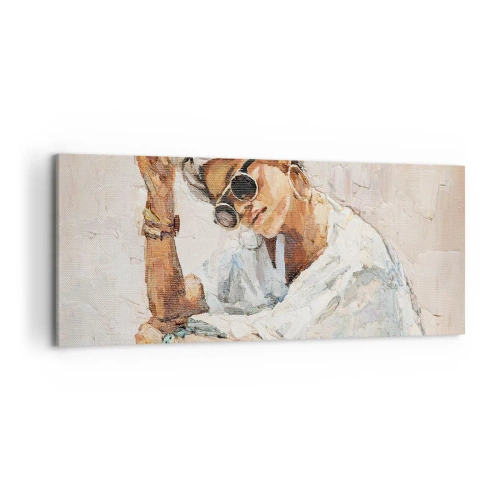 Impression sur toile - Image sur toile - Portrait d'une femme portant des lunettes de soleil contre un mur clair - 120x50cm - Portrait en plein soleil - Décoration murale moderne pour le salon et la chambre ARTTOR