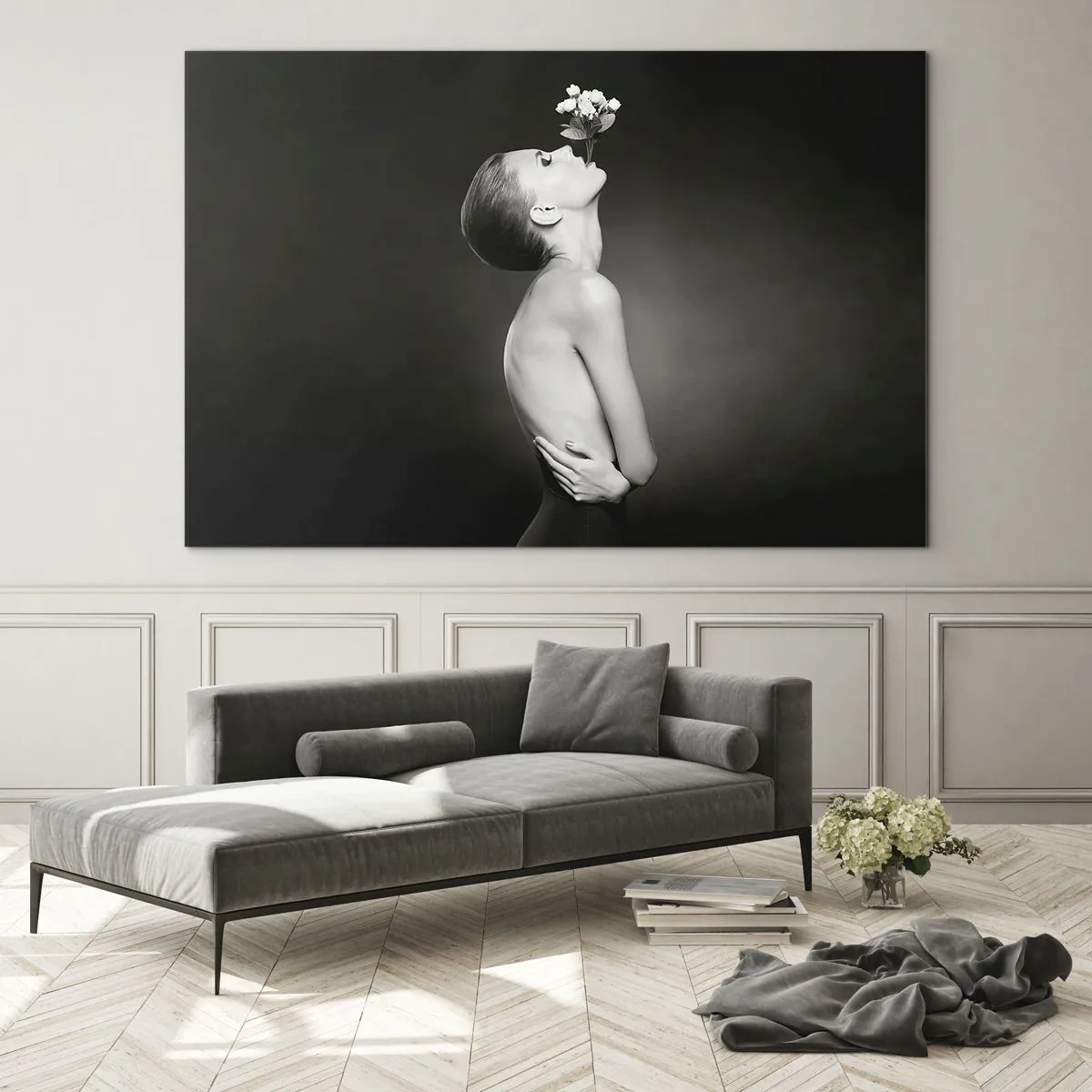 Impression sur verre - Image sur verre - Une femme avec une fleur dans la bouche dans un portrait en noir et blanc - 120x80cm - Elégance excentrique - Décoration murale moderne pour le salon et la chambre ARTTOR