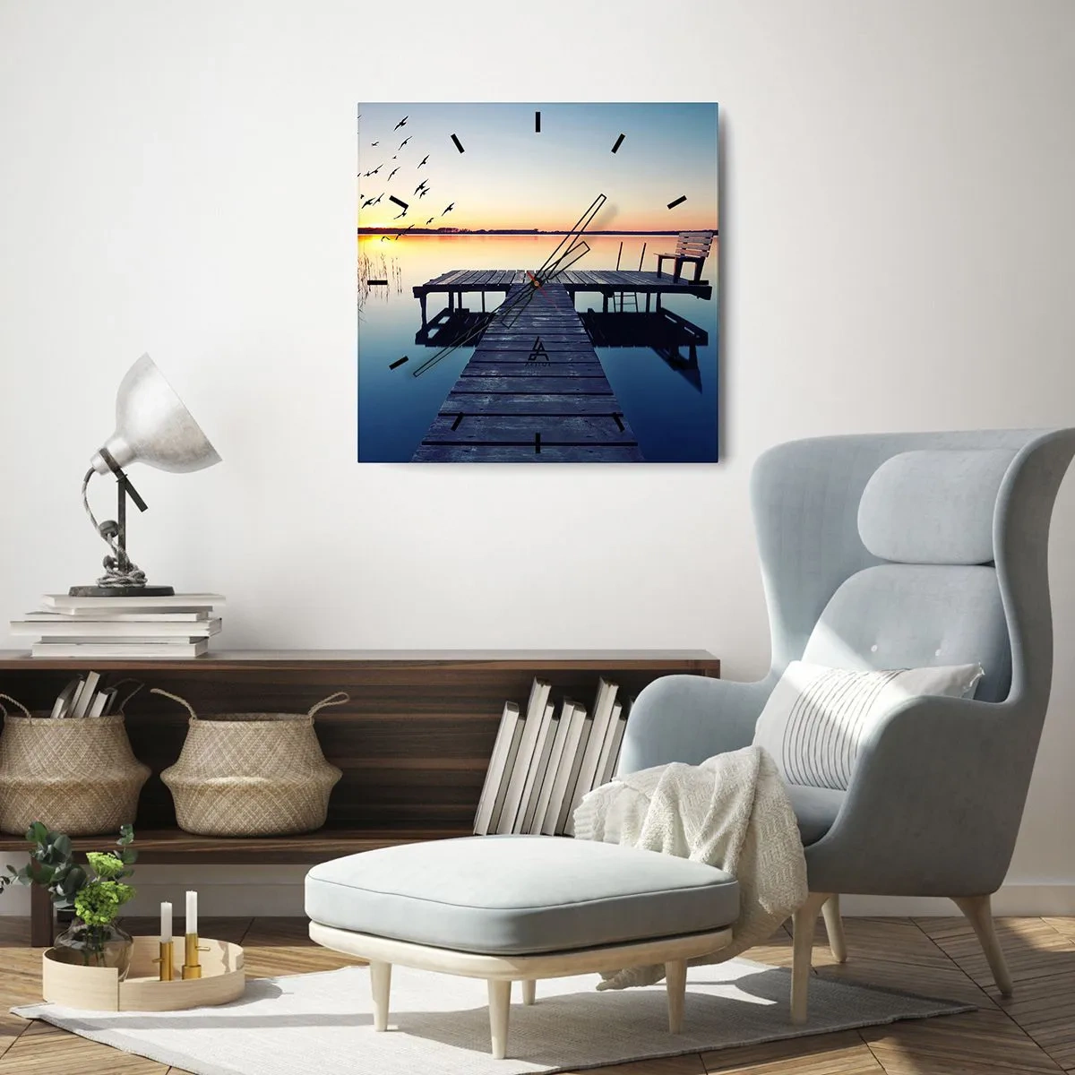 Horloge murale - Pendule murale - Jetée en bois sur un lac au lever du soleil avec des oiseaux - 30x30cm - C'était une bonne journée - Décoration murale moderne pour le salon et la chambre ARTTOR