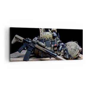 Impression sur toile - Image sur toile - Équipement tactique avec un fusil sur une table en bois - 120x50cm - Se reposer! - Décoration murale moderne pour le salon et la chambre ARTTOR